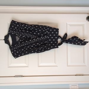 Sleeveless blouse